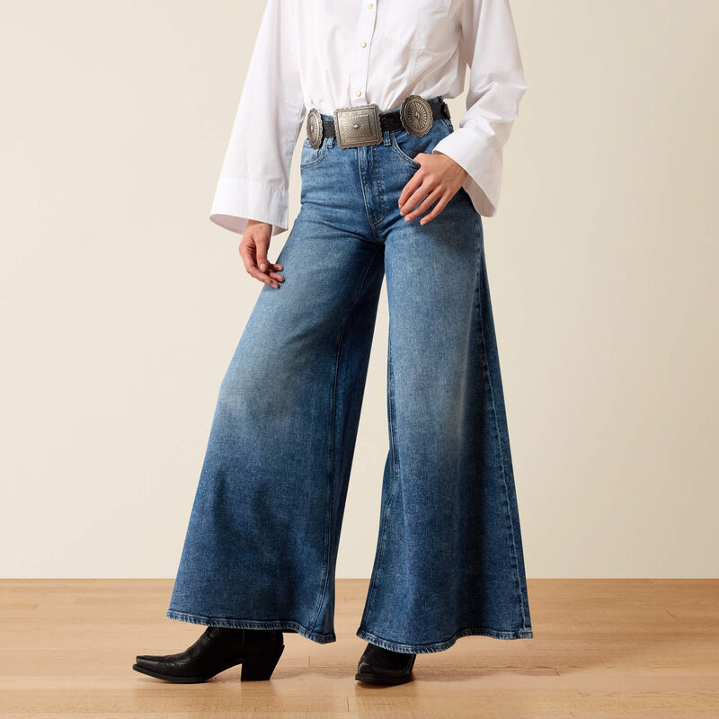 Ultra High Rise Iris Super Wide Leg Jeans Front