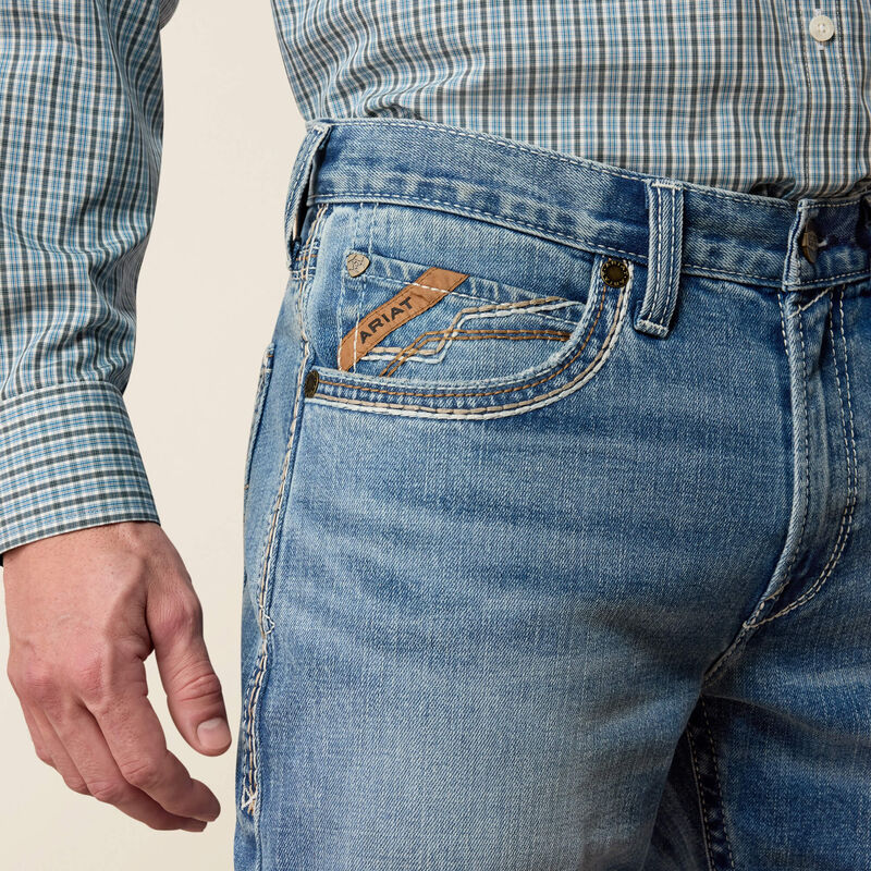 M2 Traditional Relaxed Marlon Boot Cut Jeans 02