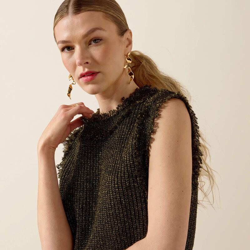 Obsidian Sweater Vest 01
