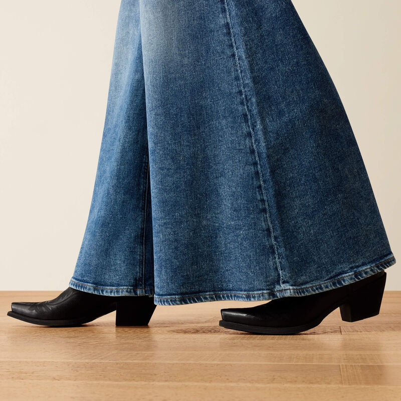 Ultra High Rise Iris Super Wide Leg Jeans 03