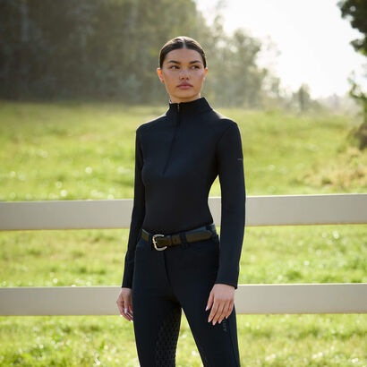 Avail 1/2 Zip Baselayer Lifestyle