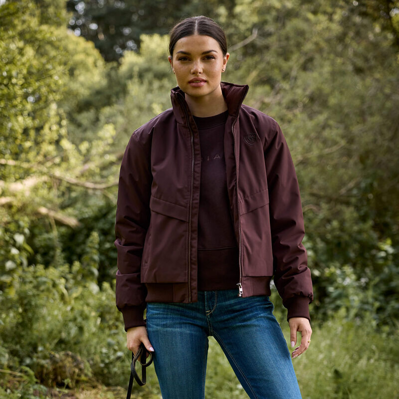 Stable 2.0 Insulated Jacket Lifestyle