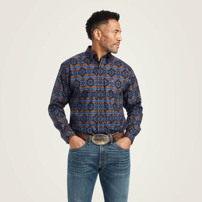 Men's Girard Classic Fit Shirt in Chambray Blue, Size: Medium by Ariat