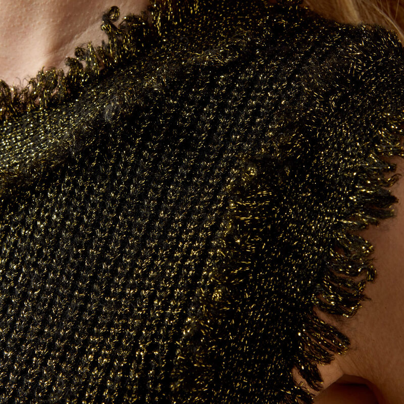 Obsidian Sweater Vest 02