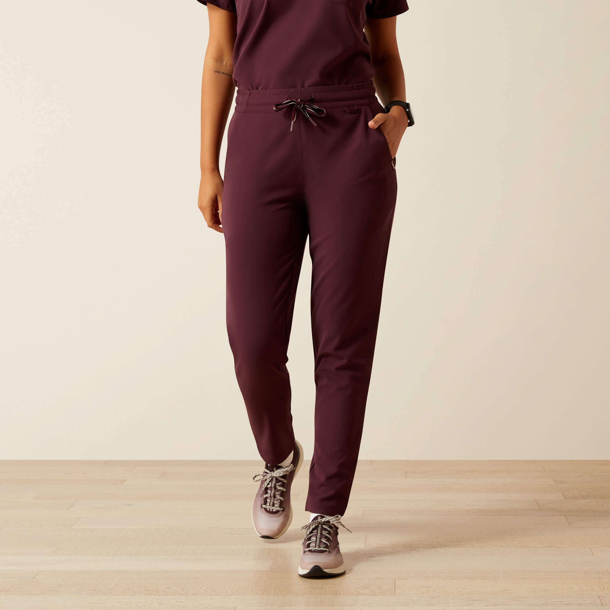 BRIN BASIC SCRB PNT-Ariat