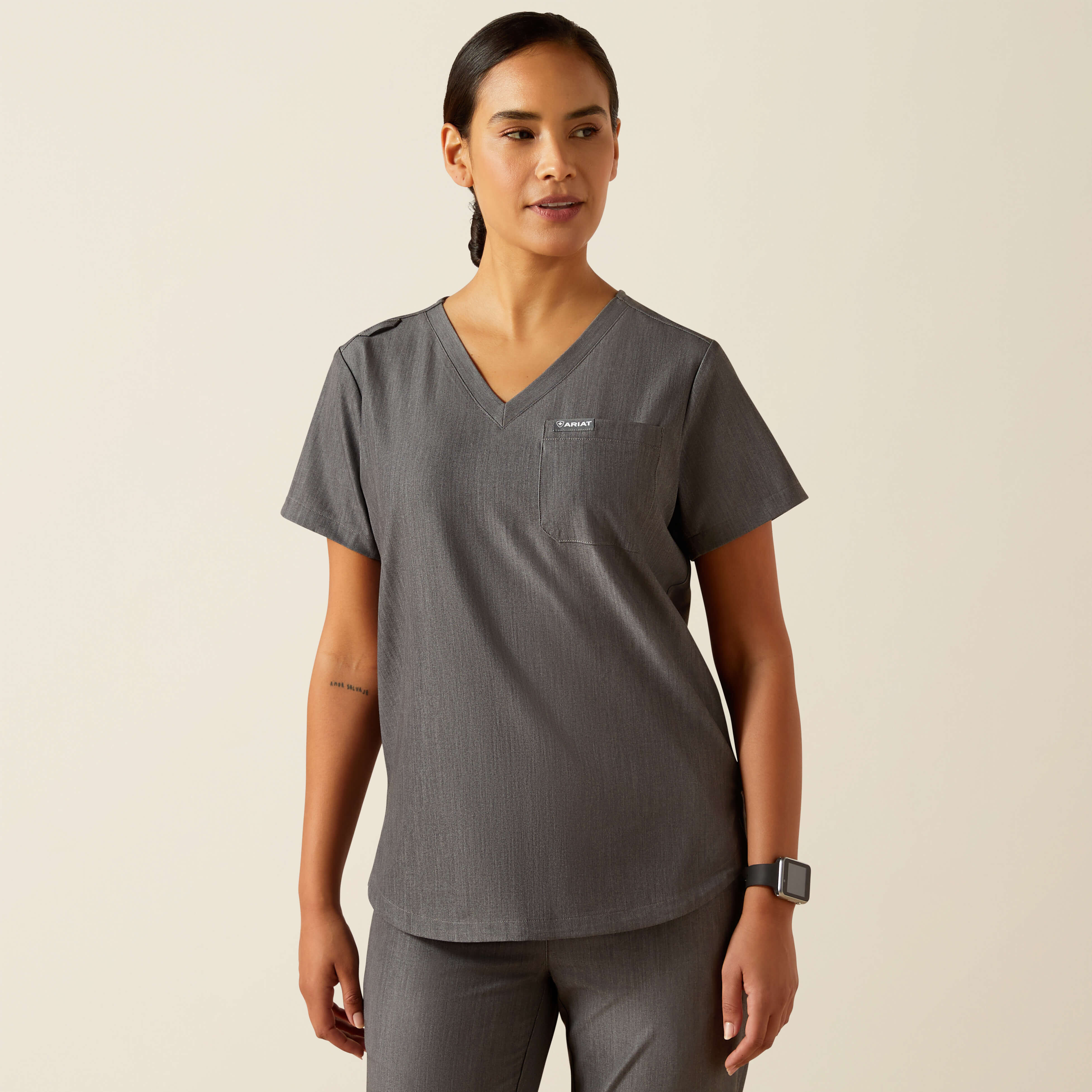 BETH BASIC SS SCRB TOP-Ariat