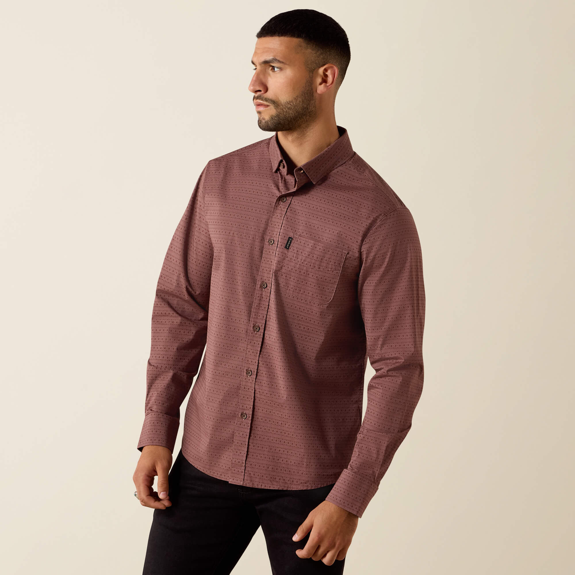 ARIAT Camicia Uomo MNS Merrick Mdrn LS Shrt – Nero, Vestibilità Contemporanea In Cotone Stretch