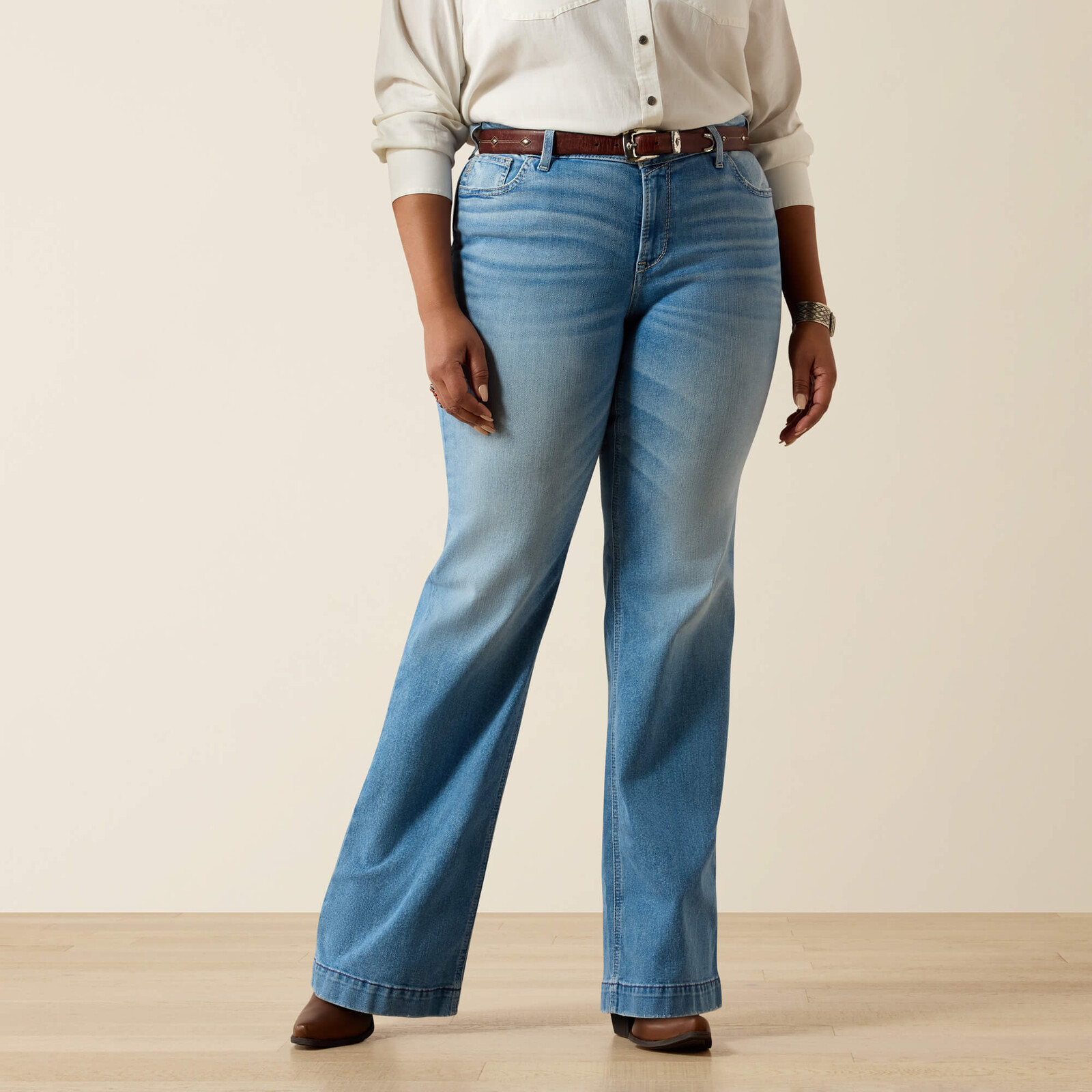 Mid Rise Clara Trouser Jeans — Yuba by Ariat