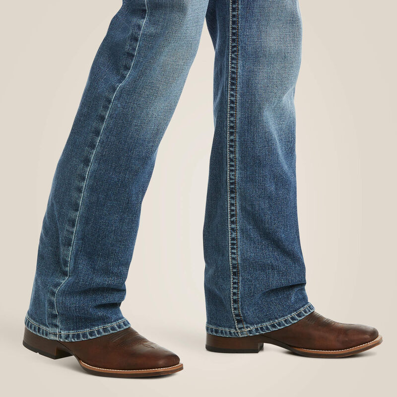 M5 Slim Stretch Stillwell Stackable Straight Leg Jean
