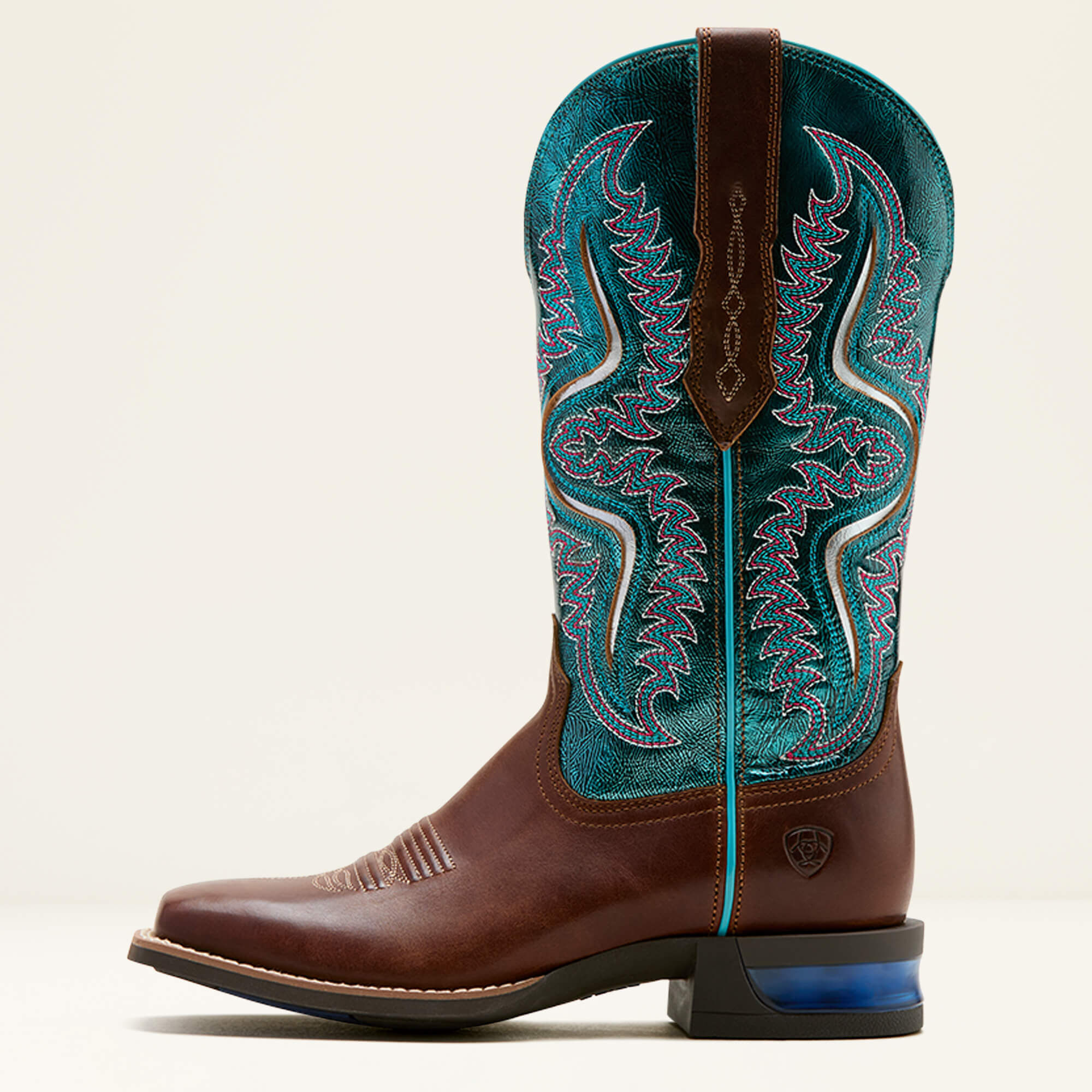 Captivate Wide Square Toe Western Boot | Ariat