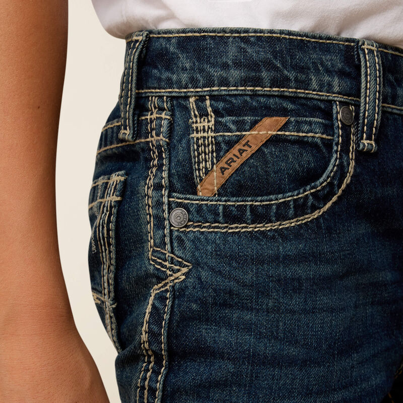 B5 Slim Boundary Stackable Straight Leg Jean 02