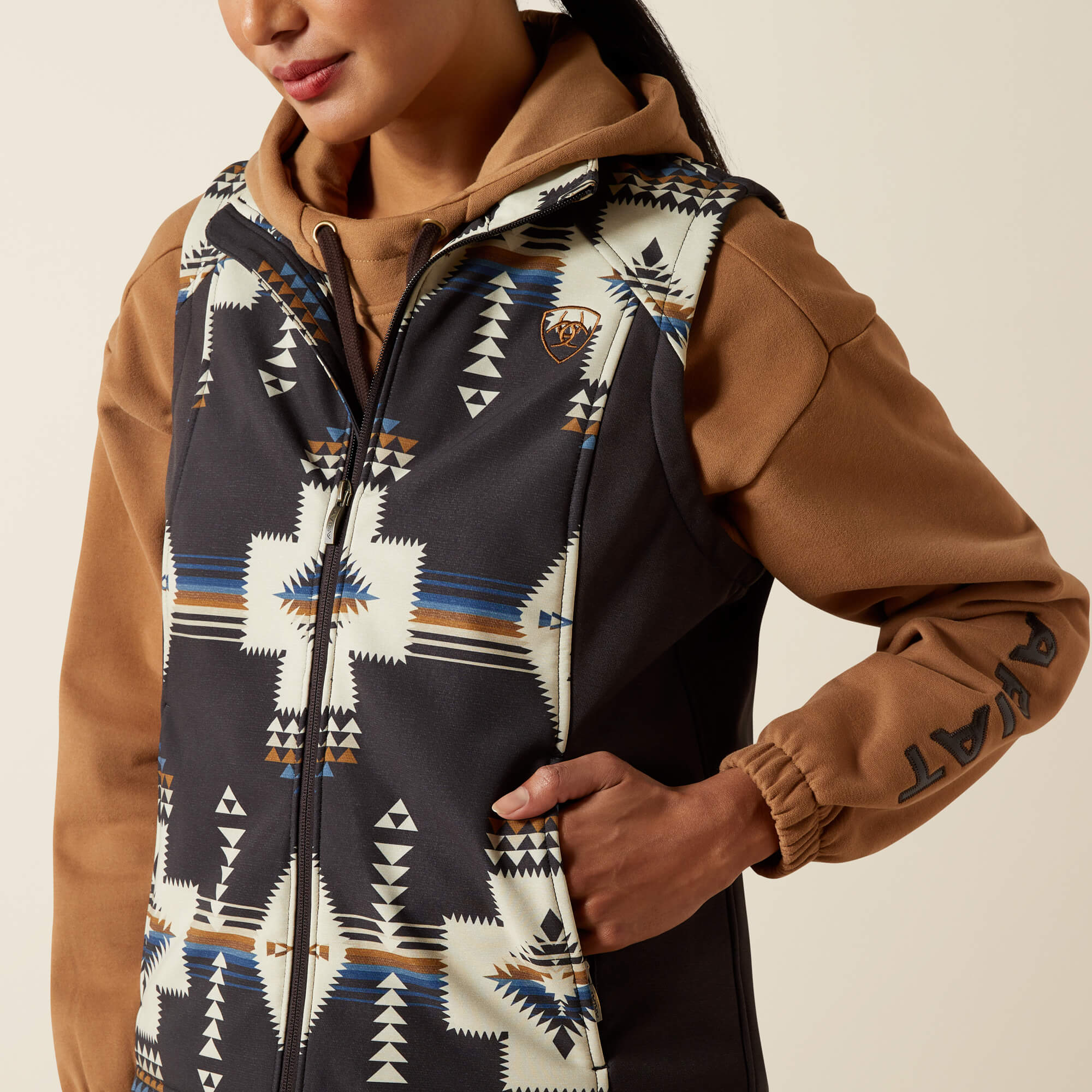 Ariat Logo Softshell Print Vest - thumbnail 7