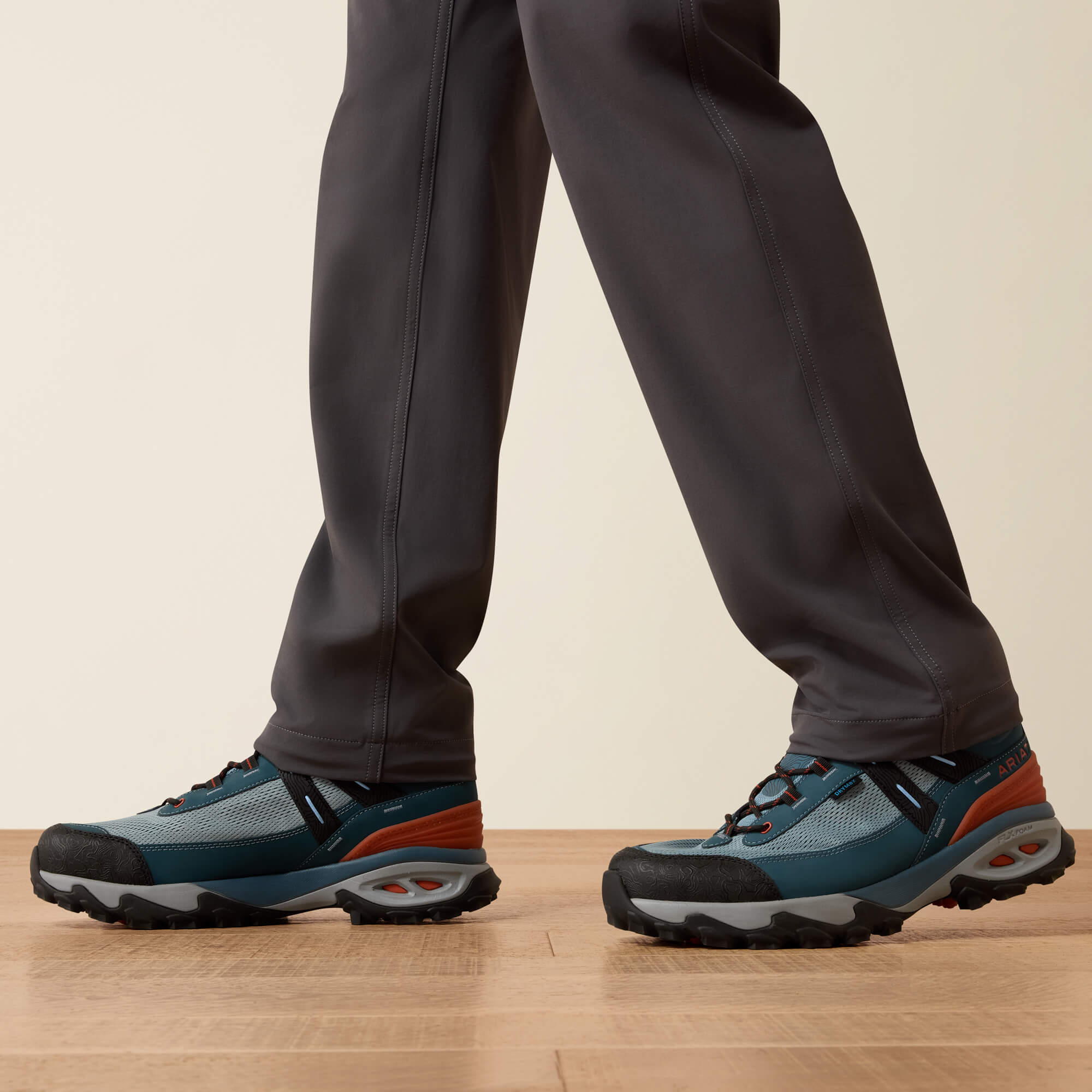 Traverse Hiking Pants - thumbnail 7