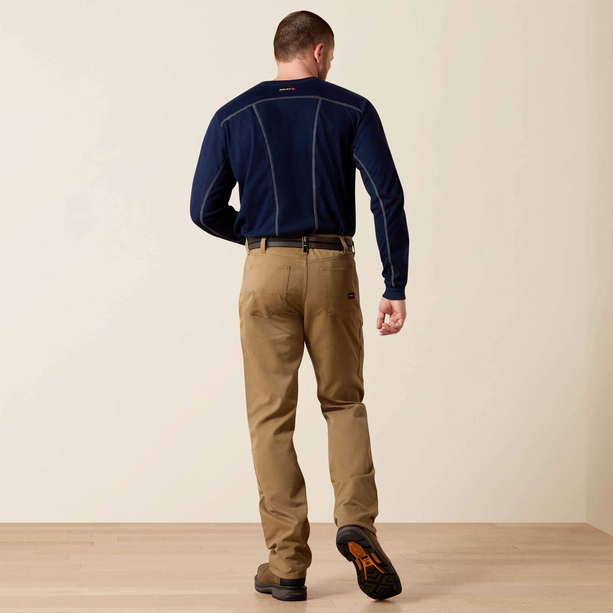FR M4 Relaxed Crossfire Straight Pant - thumbnail 3
