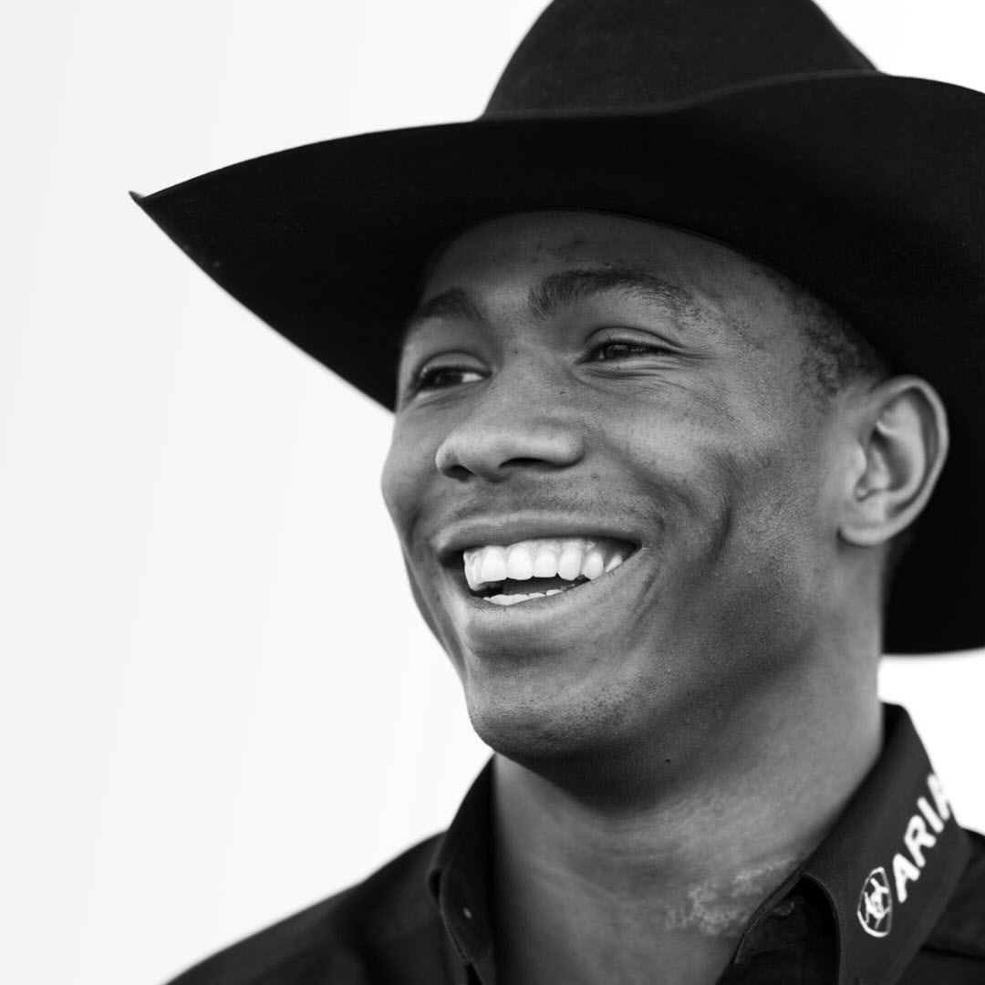 Ezekiel Mitchell, Professional Bull Rider